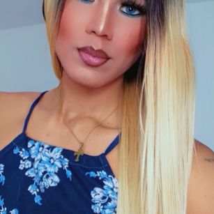 Model - Iam_Aura passion