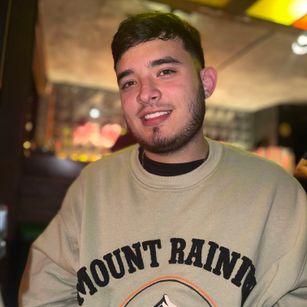 Model - daniel rivera bigass