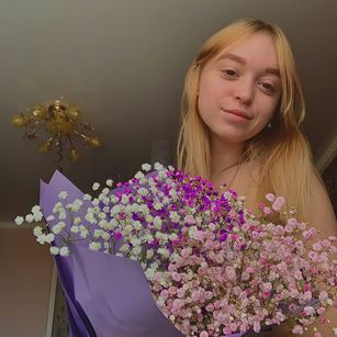 Model - AnneleeOwn dance