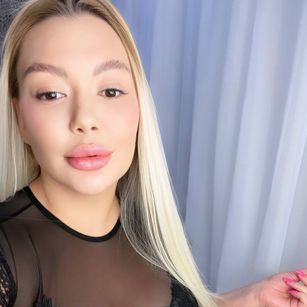 Model - Miss1Tease bigass