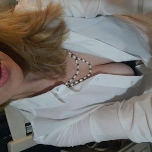 Model - Topsy Wilde deepthroat