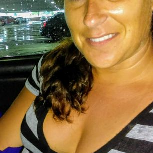 Model - Tinsleyamb Intimacy