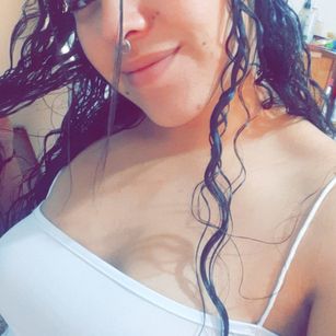 Model - Kenia Lucas bigass