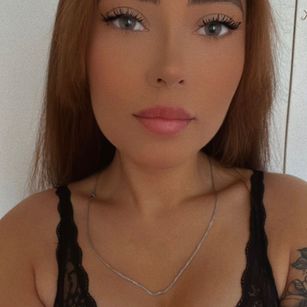 Model - SugarAnastassia young