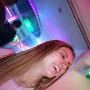 Model - MirandaRoxx striptease