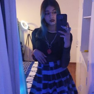 Model - ElektraLane feet