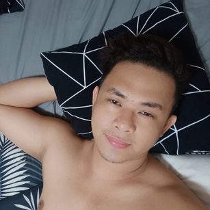 Model - URfutureBABE babe