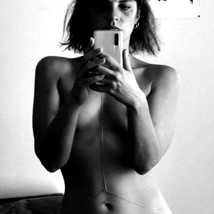 Model - Lana The Virus goddess