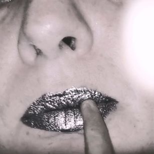 Model - Lana The Virus sapio