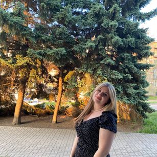 Model - HotJulie new