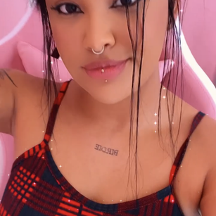 Model - Izzy Birdie sugarbaby