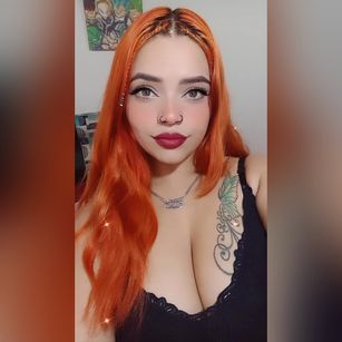 Model - Angie divertido