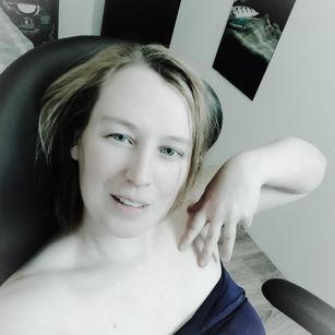 Model - MollyTWO Blonde