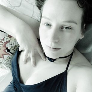 Model - MollyTWO new