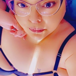 Model - DemonessJenz blackmail