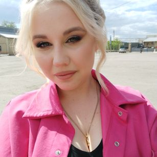 Model - Rae Lil feet