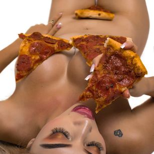 Model - Amy Angel latina