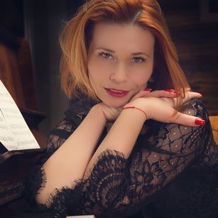 Model - Jenny Kira sexy