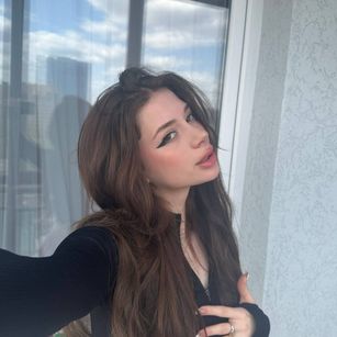 Model - Lisa_Marxsss deepthroat