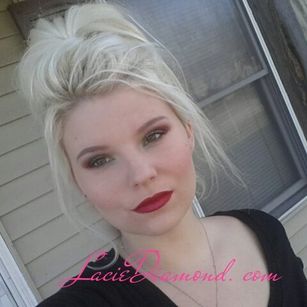 Model - Lacie Diamond 1