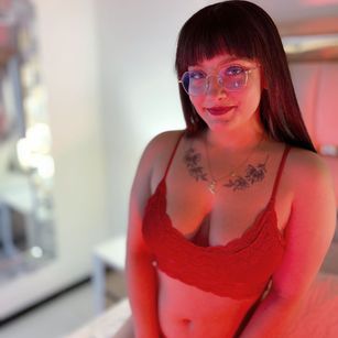 Model - Jasmin Simmons tits