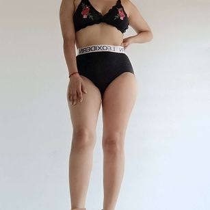 Model - Flowertasty Funny