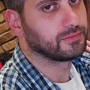 Model - Naughty.Aki.89 vibratoys