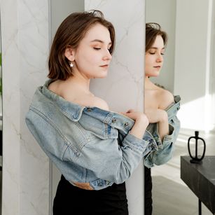 Model - Erica Black skinny