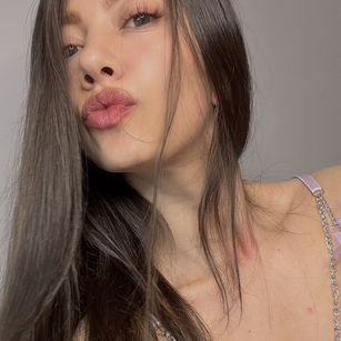 Model - sophia_bones cam2cam