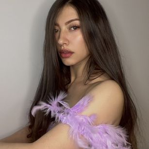 Model - sophia_bones submissive