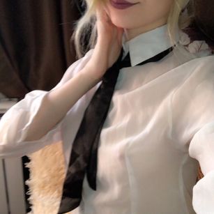 Model - Heya_Molly shaved