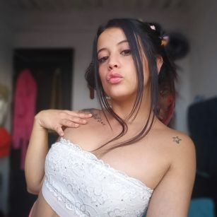 Model - Tatiana suck