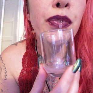 Model - Soviet Mercedes serve