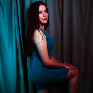 Model - Jackie Dumont sexy