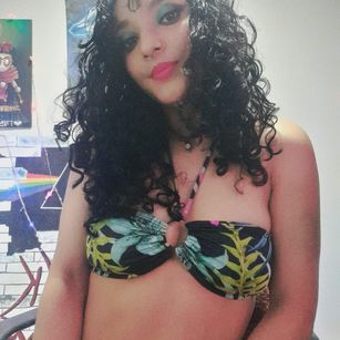 Model - Adelyne jhons fuck