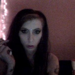 Model - gigi blackhornze 4