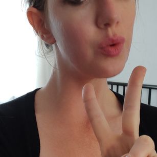 Model - Topsy Wilde femdom