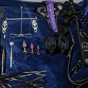 Model - emmaxlina sadomasoquismo