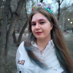 Model - Megan bigtits