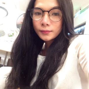 Model - QueenKendall threesome