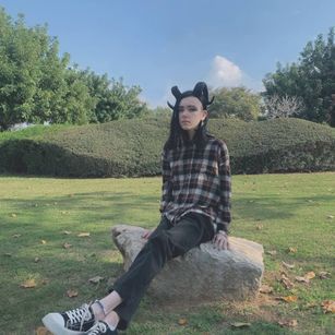 Model - Smoking_Raven fetish