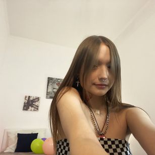 Model - Eva Miller fun