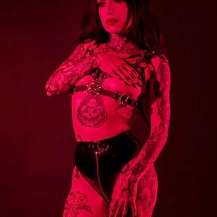 Model - Mistress Selene mistress