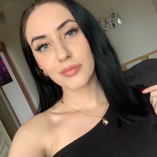 Model - Fire Girl sexy