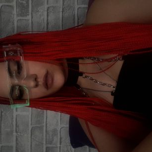 Model - Lika smalltits