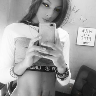 Model - BLACK_MOON_TS latina