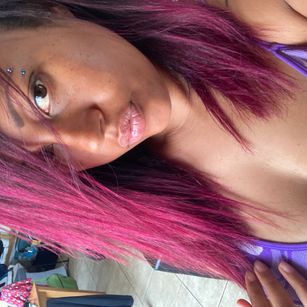 Model - Miss Gigi Li cei