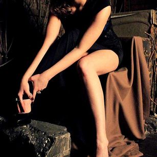 Model - Annessix_Reign feet