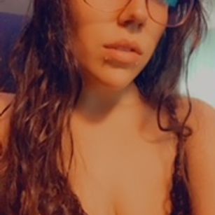 Model - Eris Stardust curvy