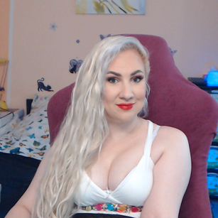 Model - Miss Lexy Gold femdom